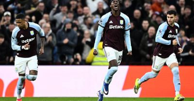 Tammy Abraham strikes late to snatch point for Aston Villa against Leeds