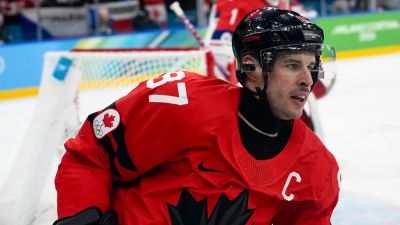 Canada captain Sidney Crosby a game-time decision for gold medal hockey game vs Team USA