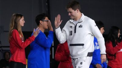 Patriots' Drake Maye feels good about shoulder, threw at practice - ESPN