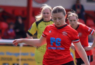 Defender Lucy Jones took over in goal for Chatham Town Women in their 3-0 win over Cambridge United after Abby Baravik was sent off after just two minutes