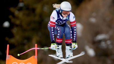 Lindsey Vonn finishes Olympic downhill training on injured knee - ESPN