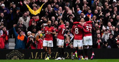 Saturday Sport: Manchester United lead Spurs, Cork take on Tipperary in hurling