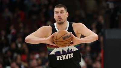 Jokic passes Oscar Robertson for second-most triple-doubles - ESPN