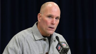 Ravens' DeCosta 'gutted' that Maxx Crosby trade fell through - ESPN