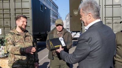 Poroshenko handed over equipment and drones to 19 units of the Defence Forces