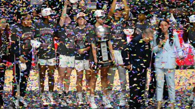 UConn, UCLA, Texas, South Carolina top women's NCAA tournament seeds - ESPN