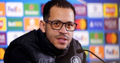 Liam Rosenior says Chelsea yet to decide whether to repeat huddle routine