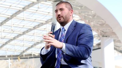 NFLPA elects former OL JC Tretter as next executive director - ESPN