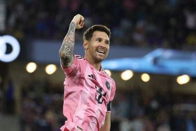Lionel Messi - Cristiano Ronaldo - Robert Lewandowski - Inter Miami - Lionel Messi scores 900th career goal, joins Cristiano Ronaldo - ESPN - espn.com - Spain - Portugal - Brazil - Argentina