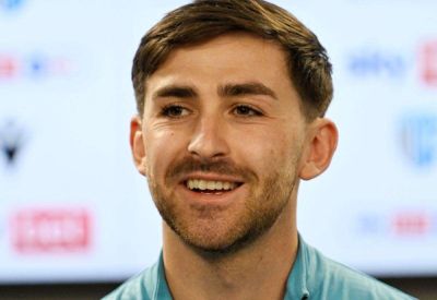 Robbie Mackenzie - Luke Cawdell - Medway Sport - Goalscorer Robbie McKenzie’s reaction to Gillingham’s late win at Barrow in League Two - kentonline.co.uk - county Barrow