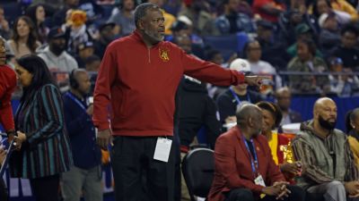 Tuskegee coach files $1M suit against Morehouse, school officers - ESPN