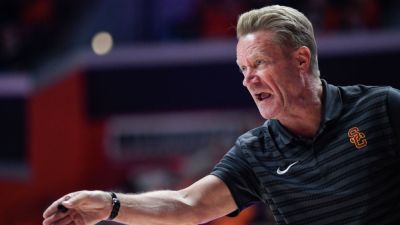 Amid scandal, CSUB looks to hire USC's Todd Lee, sources say - ESPN