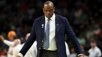 Hubert Davis - Williams - Sources: UNC, Davis discussing future after tournament loss - ESPN - espn.com - state North Carolina - county San Diego