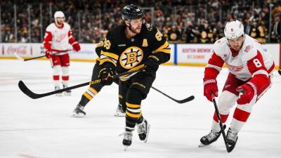 NHL playoff watch: What's at stake in 11-game Super Saturday? - ESPN