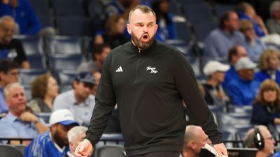 Sources: Providence to hire USF's Bryan Hodgson as new HC - ESPN