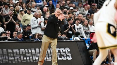 Matt Painter wins 500th at Purdue as Boilermakers advance - ESPN