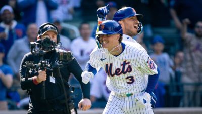 Cy Young - Carlos Mendoza - Carson Benge homers in big league debut to help Mets pound Pirates in opener - ESPN - espn.com - New York - state Oklahoma