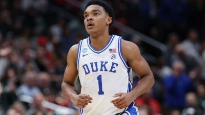 Caleb Foster takes over in return as Duke halts St. John's for Elite 8 berth - ESPN