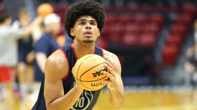 Men's tournament odds: Arizona the title favorite as Duke's odds improve to second - ESPN - espn.com - state Arizona - state Tennessee - state Michigan - state Iowa - state Illinois