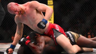 Pyfer finishes Adesanya in career-best win at UFC Fight Night - ESPN - espn.com - Israel
