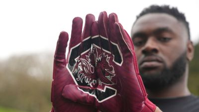 Rugby player with no football experience commits to Gamecocks - ESPN - espn.com - Usa - Australia - county Miami - county Eagle - Jordan - state Tennessee - state North Carolina - state Texas - Nigeria - state South Carolina