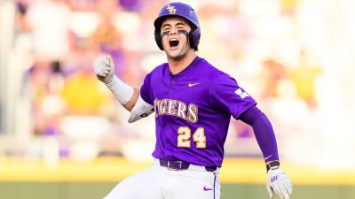 LSU infielder tosses bat sky-high after clutch home run in comeback win - foxnews.com - Usa - state Louisiana - county Lafayette