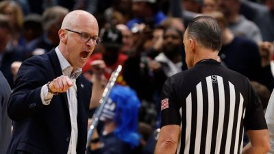 Dan Hurley - Dan Hurley: I thought NCAA tournament ref was looking to 'chest-bump' - ESPN - espn.com