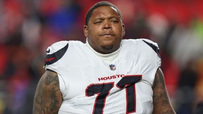 Texans reach agreement to re-sign veteran OT Trent Brown - ESPN