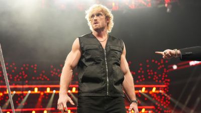 Logan Paul escalates Tom Brady feud, offers $1M to any NFL opponent willing to step into boxing ring