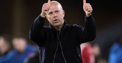 He loves the club – Liverpool boss Arne Slot hails evergreen Andy Robertson