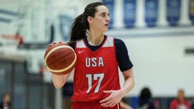 Caitlin Clark set for Team USA debut after 8-month injury layoff - ESPN