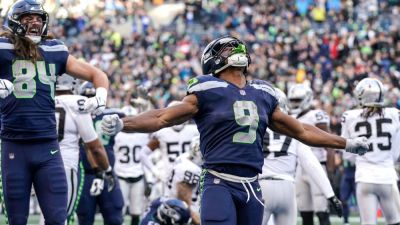 Patrick Mahomes - Seth Walder - Kenneth Walker III (Iii) - Trent Macduffie - Eric Karabell - Why did Chiefs sign Kenneth Walker III, and what's next? - ESPN - espn.com - county Taylor