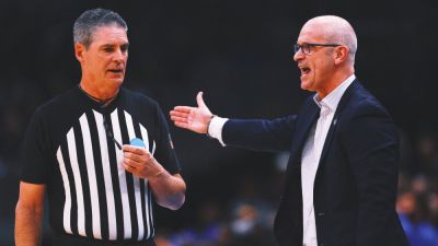 Urban Meyer - Dan Hurley - Dan Hurley on Viral Moment With Ref: 'Thought He Was Coming Over to Chest-Bump Me' - foxnews.com