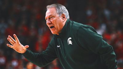 Tom Izzo - Dan Hurley - Mat Ishbia - Michigan State Coach Tom Izzo: It Was 'Hard' Turning Down Suns Job in 2025 - foxnews.com - Los Angeles - state Michigan