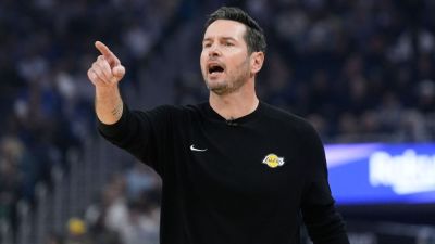JJ Redick on short-handed Lakers: 'Everybody wants to play us' - ESPN