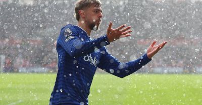 Kiernan Dewsbury-Hall scores late equaliser for Everton at Brentford