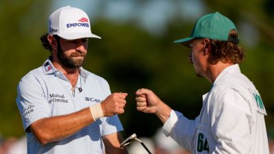 Cameron Young surges at Masters, ties Rory McIlroy for lead - ESPN