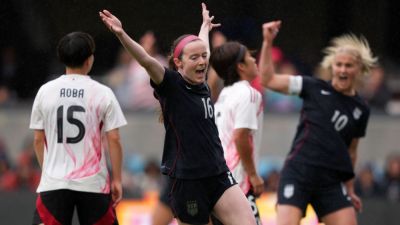 Emma Hayes - International - Emma Hayes hails USWNT's evolution after 10th straight win - ESPN - espn.com - Usa - Japan - state California - county Park
