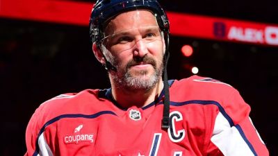 Alex Ovechkin - Ovechkin dodges Penguins' farewells, still mulling retirement - ESPN - espn.com - Washington - county Crosby