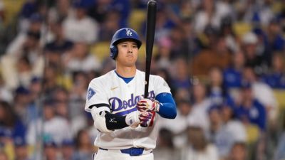 Cy Young - Philadelphia Phillies - Bobby Witt-Junior - Gunnar Henderson - 2026 MLB awards tracker: Odds for MVP, Cy Young, Rookie of the Year - ESPN - espn.com - Usa - New York - Los Angeles - county Young