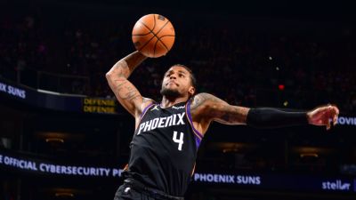 Devin Booker - Kristaps Porzingis - Draymond Green - Jalen Green - Suns end Warriors' season, set first-round date with Thunder - ESPN - espn.com - Los Angeles - Jordan