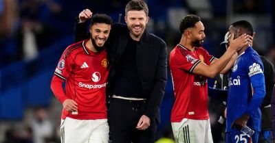 Michael Carrick revels in Manchester United’s hard-fought win at Chelsea