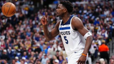 Anthony Edwards - Julius Randle - Nikola Jokic - Chris Finch - Timberwolves rally past Nuggets to win Game 2, even series - ESPN - espn.com - state Minnesota