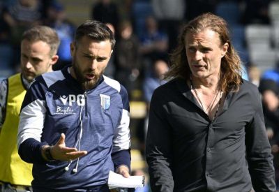 Gareth Ainsworth - Luke Cawdell - Medway Sport - Gillingham manager Gareth Ainsworth was without long-term no.2 Richard Dobson for the first time on Saturday, as Pete Gill stepped up to assist in the dugout - kentonline.co.uk