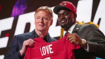 Jeremiyah Love favored for ROY, followed by Tate, Mendoza - ESPN