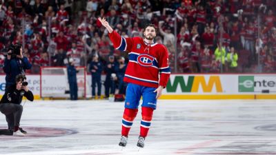 Kirby Dach feels fan support, scores in Canadiens' Game 3 win - ESPN