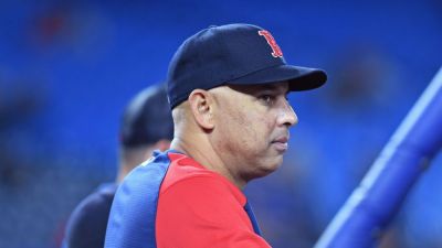 Red Sox fire manager Alex Cora amid huge coaching shake-up - ESPN