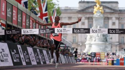 Sabastian Sawe wins London Marathon in record time, 1st to finish in under 2 hours - ESPN