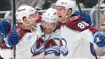 Colorado Avalanche complete sweep of Los Angeles Kings - ESPN