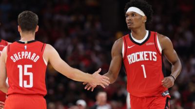 Rockets rout Lakers in Game 4 to stave off elimination - ESPN